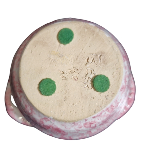 Vintage Pink Spongewear Hand Thrown Heart Shaped Potter Bowl W/ Applied Handles - Picture 6 of 8